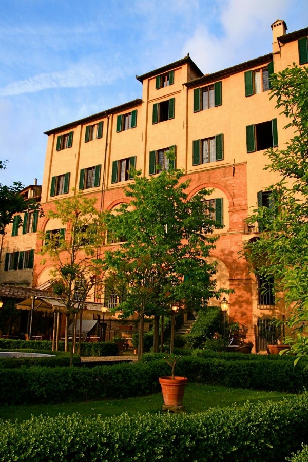 Palazzo Ravizza image 2
