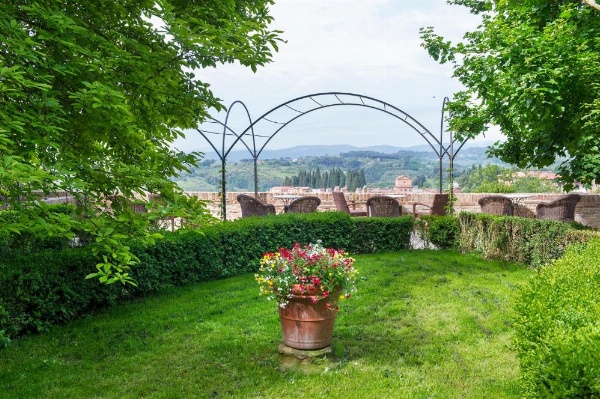 Palazzo Ravizza image 9
